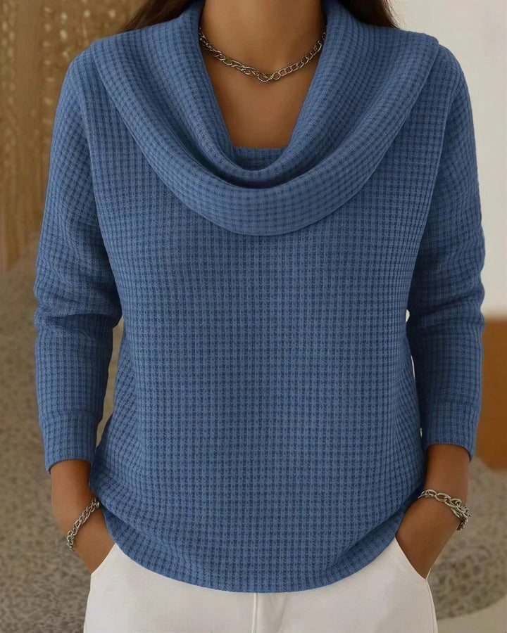 Vaffelstrikket sweater med draperet hals