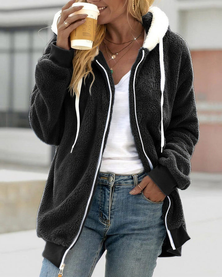 Oversized Sherpa Fleecejakke Dame med Hætte i sort set forfra