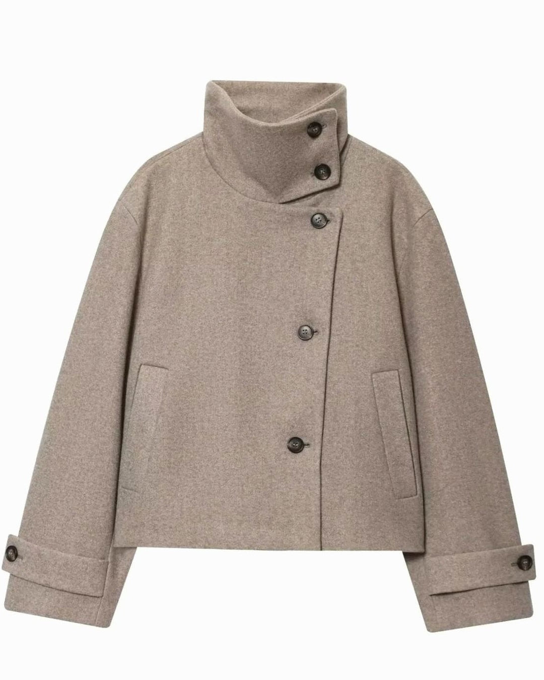 Kort Uldfrakke Dame med Høj Krave og Asymmetrisk Knaplukning i beige set forfra