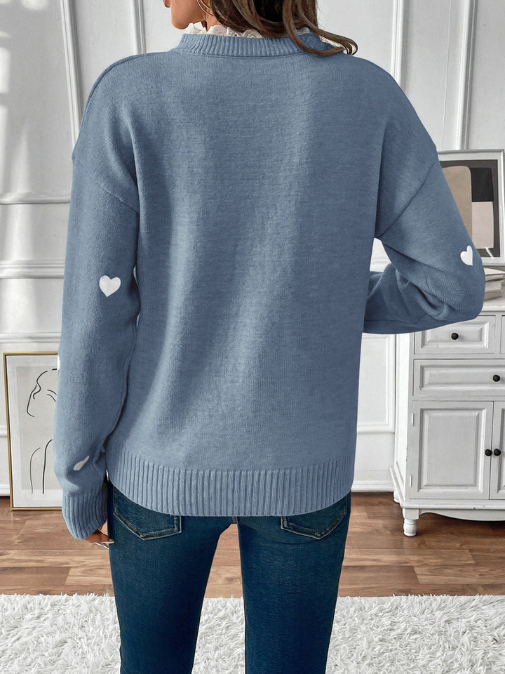 Feminine detaljer i strikken