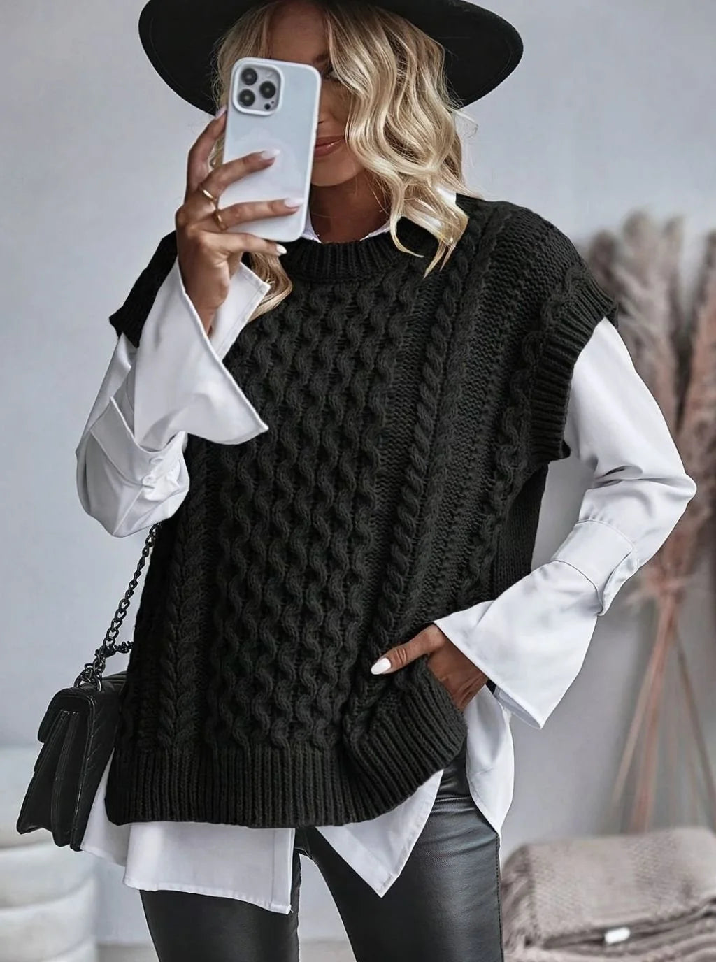 Sort kabelstrikket sweatervest