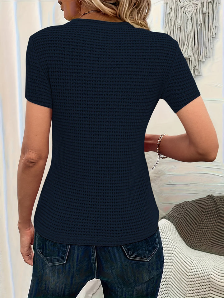 T-shirt til højtaljede bukser