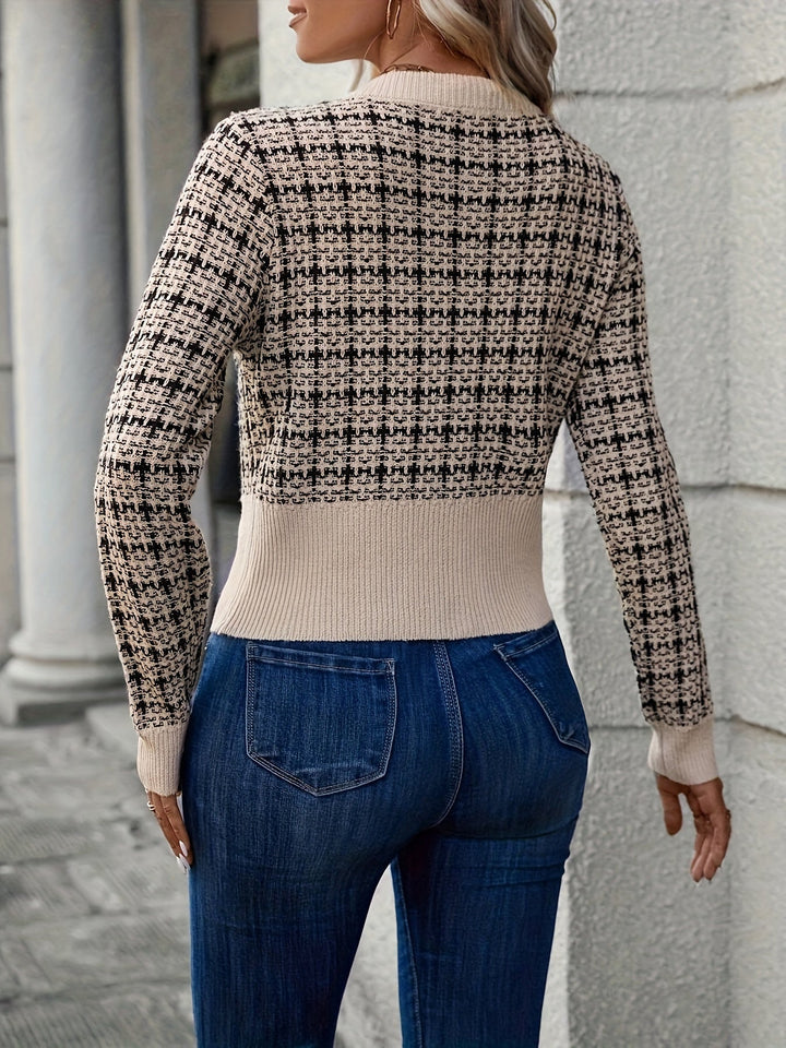 Cardigan Dame med Hanefjedsmønster og Guldknapper - Kort Model - billede 3