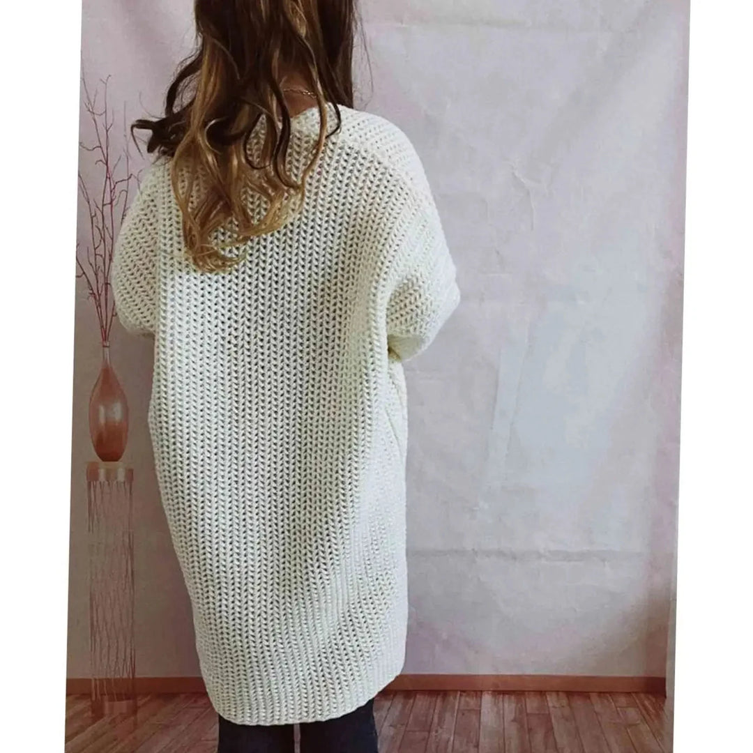 Hvid grovstrik cardigan set bagfra